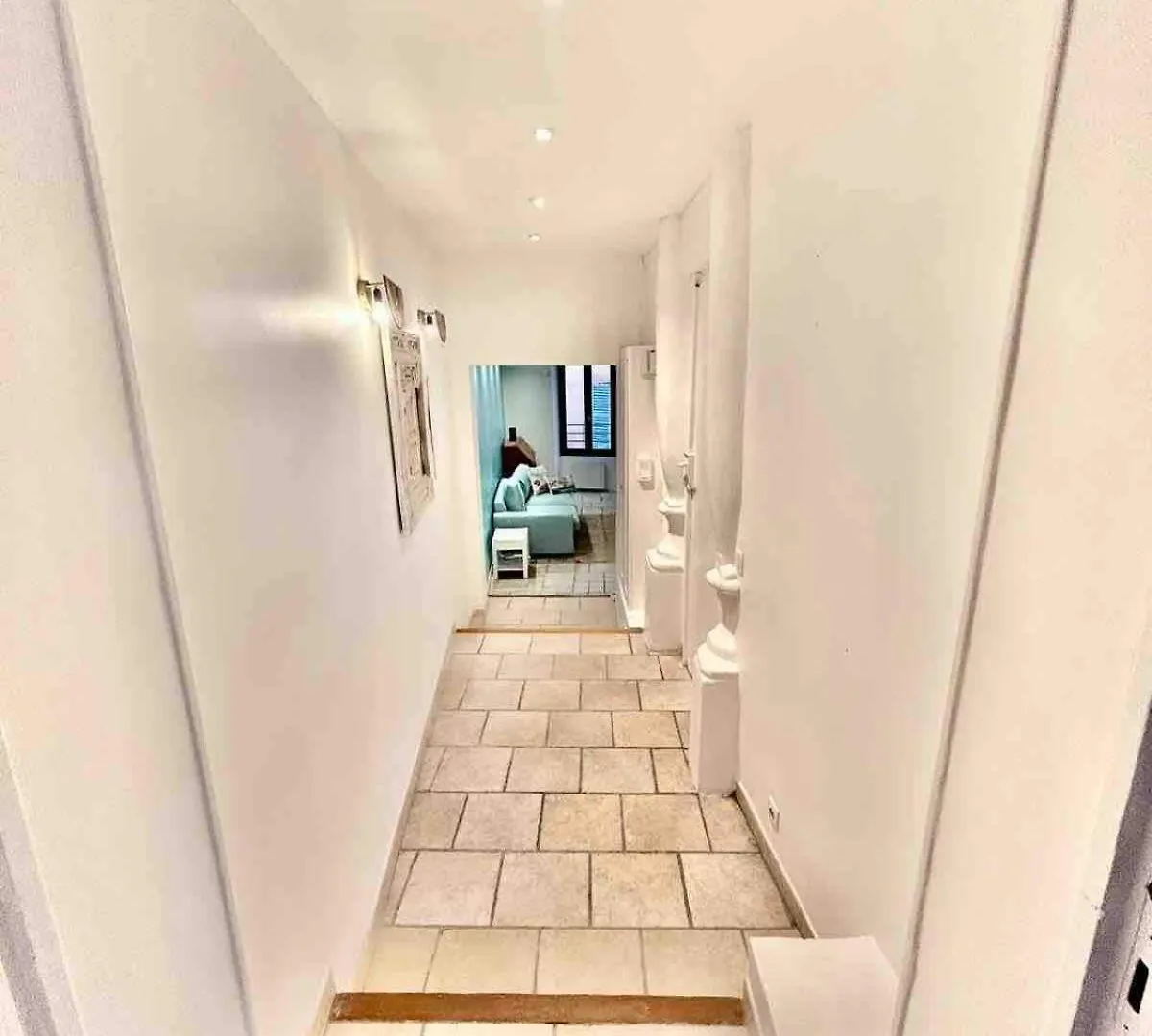 Apartment Proche Du Cours Saleya Et De La Plage, Dans Le Vieux Nice, Spacieux Et Climatise