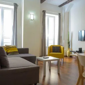 Appartement Magnifiques Au Coeur Du Vieux, Nice