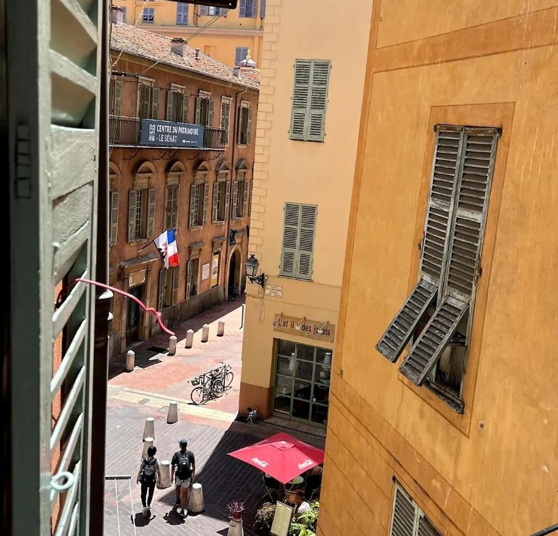 Apartment Proche Du Cours Saleya Et De La Plage, Dans Le Vieux Nice, Spacieux Et Climatise Frankreich